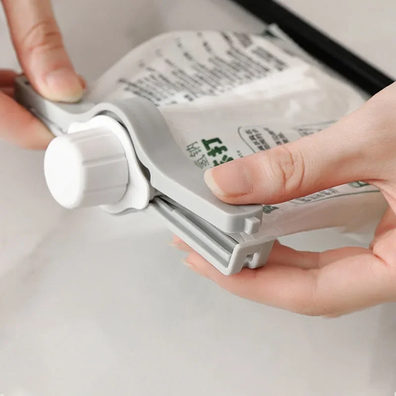 Clips para sellar bolsas de al - Kitchen Gadgets Must Have reseña y precio